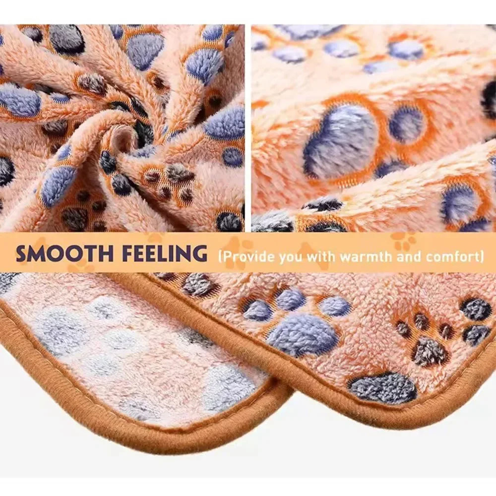 Pet Blankets Soft Fluffy Washable Dog Sleep Mat Paw Pattern Fleece Blanket for Cats Throw Warm Bed Mat for Puppies Pet Supplies