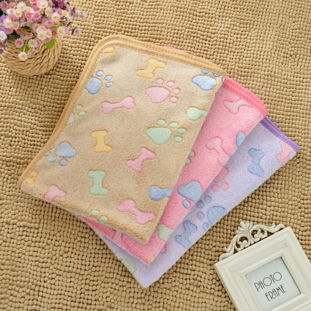 Dog Bed Blanket Bed Mat Soft Fleece Cat Blanket Cute Printed Pet Travel Mat Breathable Cozy Warm Blankets for Small Medium Dogs