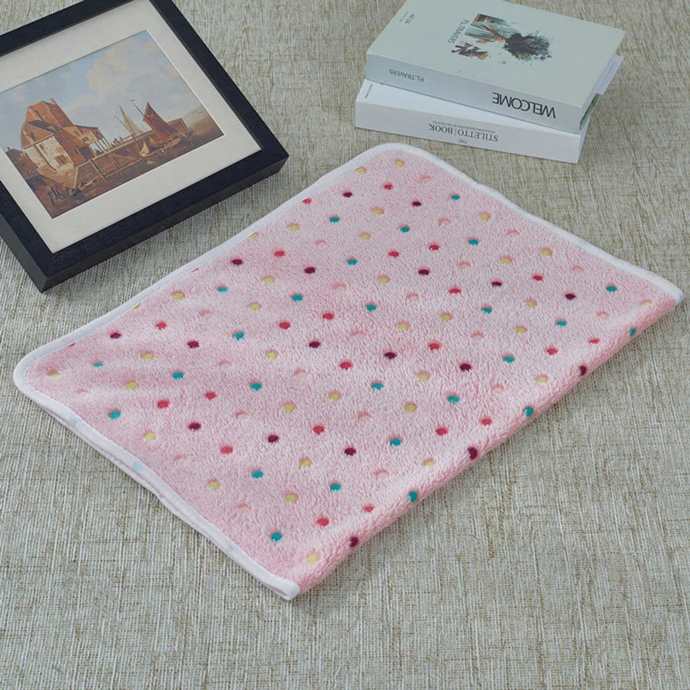 Dog Bed Blanket Bed Mat Soft Fleece Cat Blanket Cute Printed Pet Travel Mat Breathable Cozy Warm Blankets for Small Medium Dogs