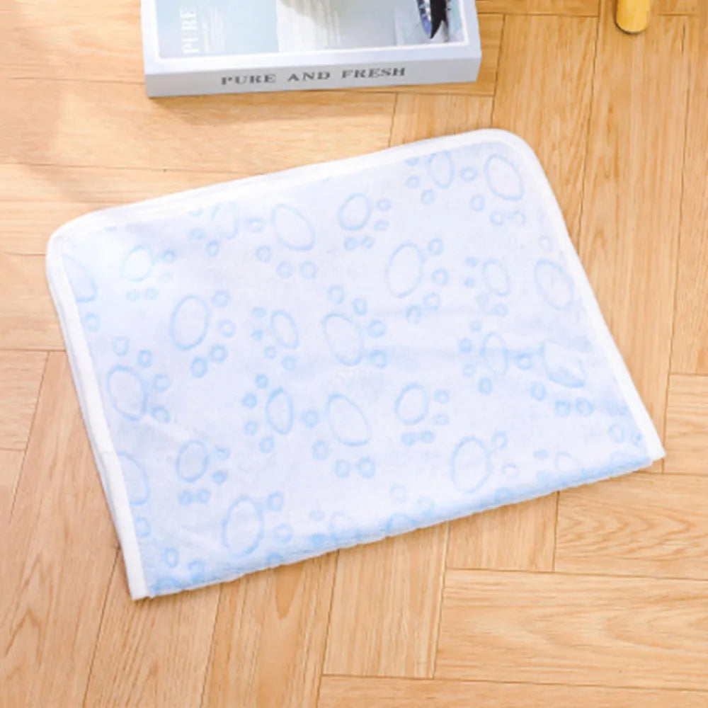 Dog Bed Blanket Bed Mat Soft Fleece Cat Blanket Cute Printed Pet Travel Mat Breathable Cozy Warm Blankets for Small Medium Dogs
