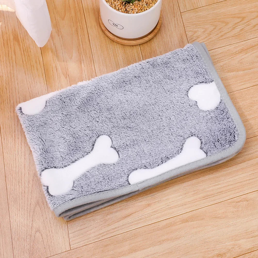 Pet Blankets Soft Breathable Dog Blanket Cute Pet Bed Mat Cozy Puppy Cushion Thin Sleeping Blankets for Cats Kitten Pet Supplies