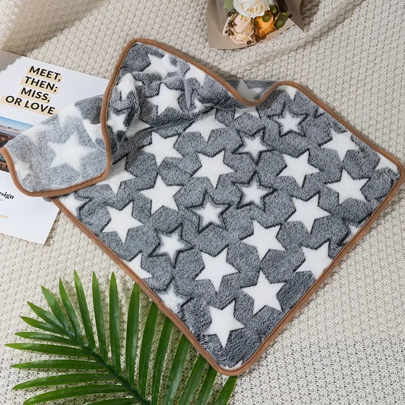 S-XL Dog Blanket Soft Fluffy Dog Sleeping Blanket Winter Insulation Cat Cover Blanket Comfortable Sleeping Sheets Pet Supplies