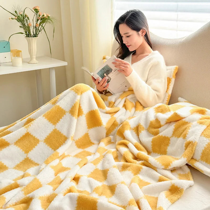 Super Soft Throw Blanket Premium Silky Flannel Fleece 3D Checkered Lightweight Bed Blanket All Season Use