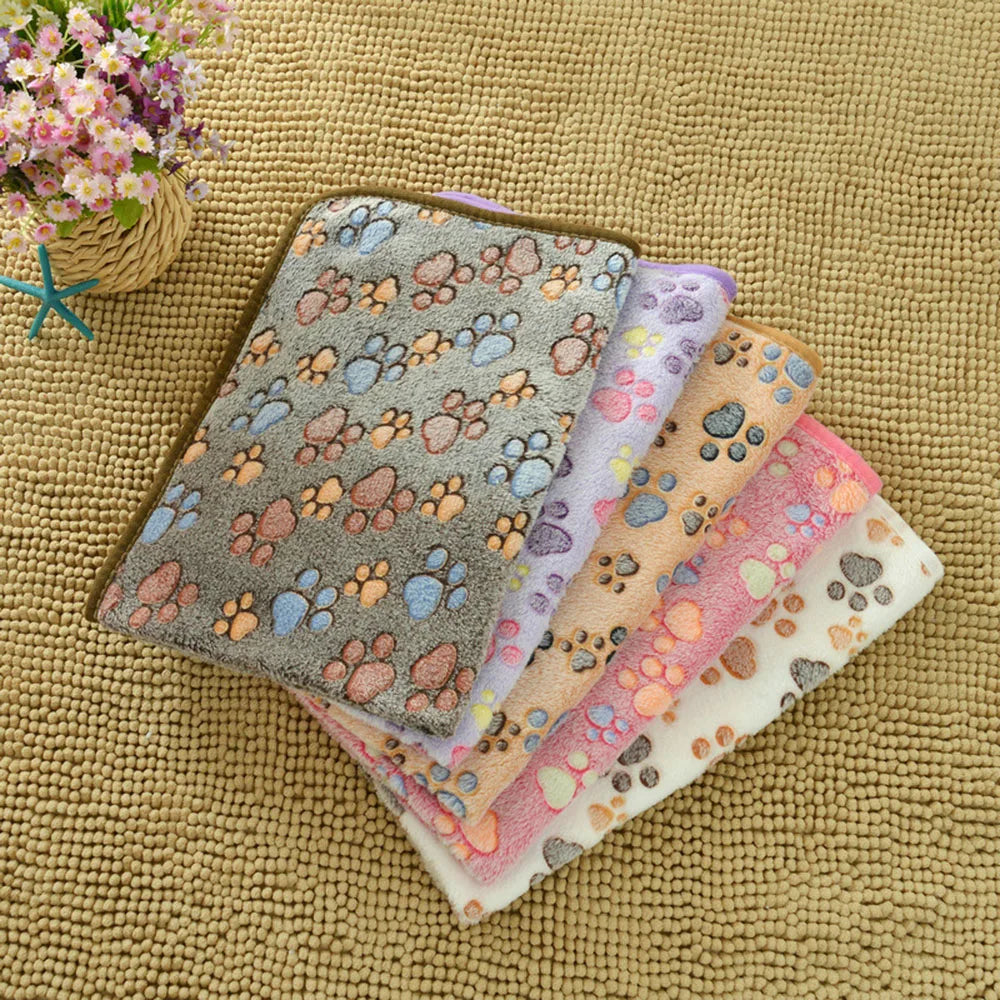 Dog Bed Blanket Bed Mat Soft Fleece Cat Blanket Cute Printed Pet Travel Mat Breathable Cozy Warm Blankets for Small Medium Dogs