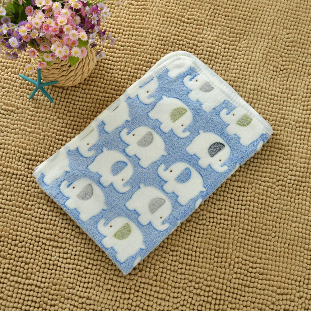 Dog Bed Blanket Bed Mat Soft Fleece Cat Blanket Cute Printed Pet Travel Mat Breathable Cozy Warm Blankets for Small Medium Dogs