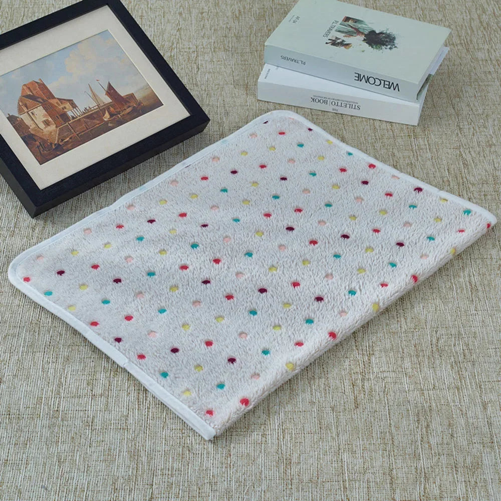 Pet Blankets Soft Breathable Dog Blanket Cute Pet Bed Mat Cozy Puppy Cushion Thin Sleeping Blankets for Cats Kitten Pet Supplies