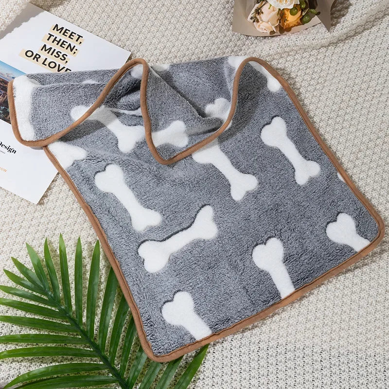 S-XL Dog Blanket Soft Fluffy Dog Sleeping Blanket Winter Insulation Cat Cover Blanket Comfortable Sleeping Sheets Pet Supplies