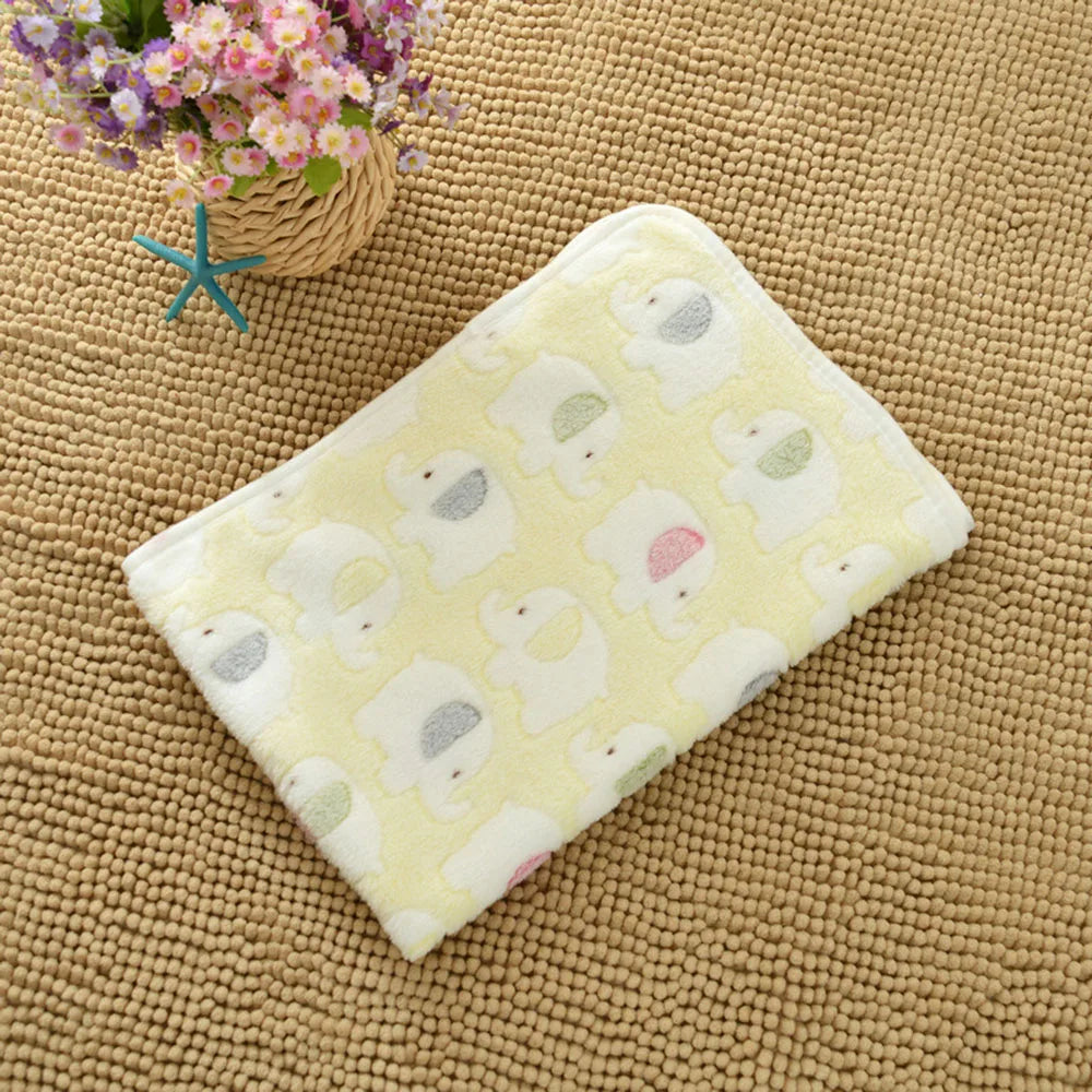 Dog Bed Blanket Bed Mat Soft Fleece Cat Blanket Cute Printed Pet Travel Mat Breathable Cozy Warm Blankets for Small Medium Dogs
